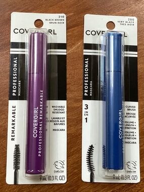Covergirl Professional Mascara Bundle Black brown 210 Very black 200 NEW